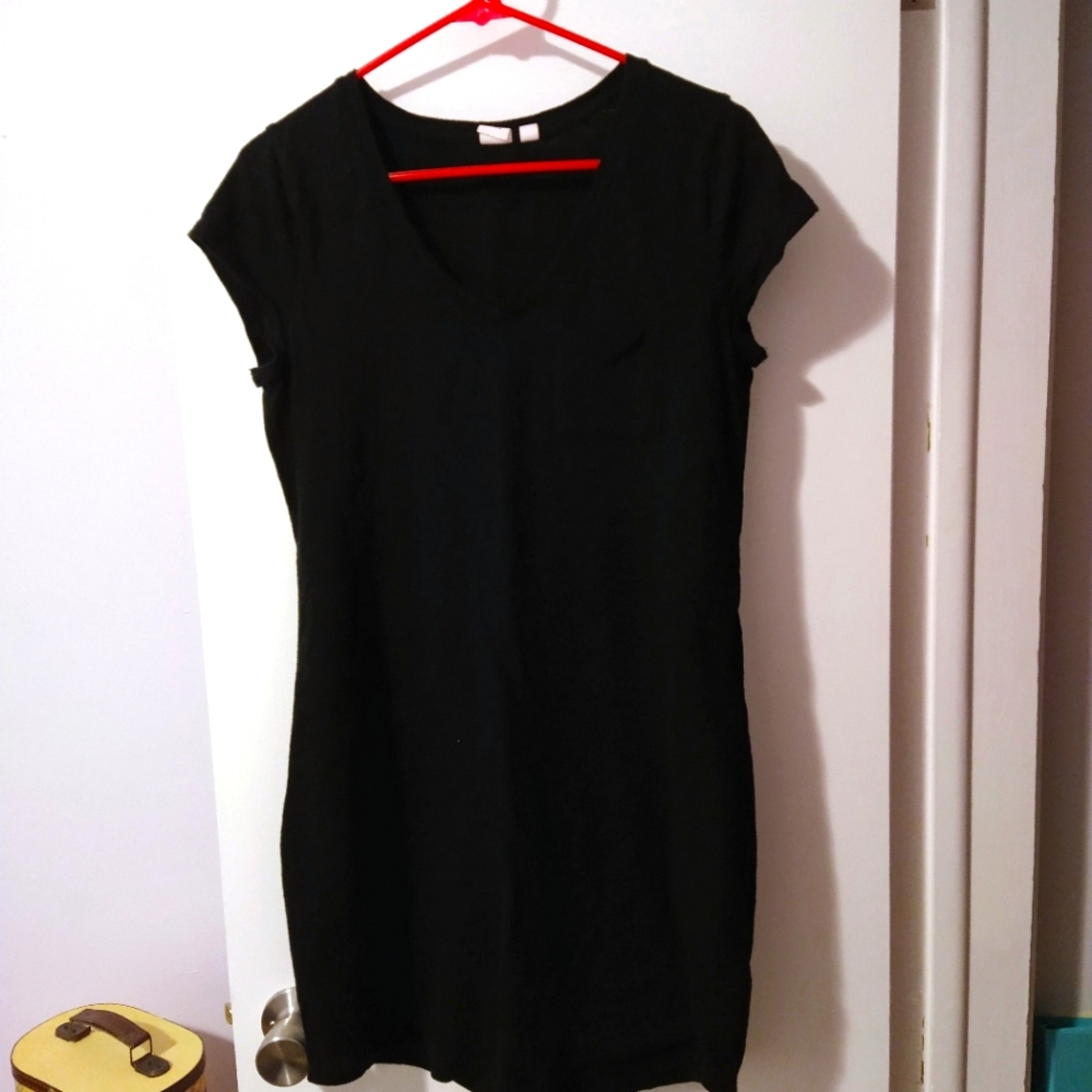 GAP black T-shirt dress, size Medium